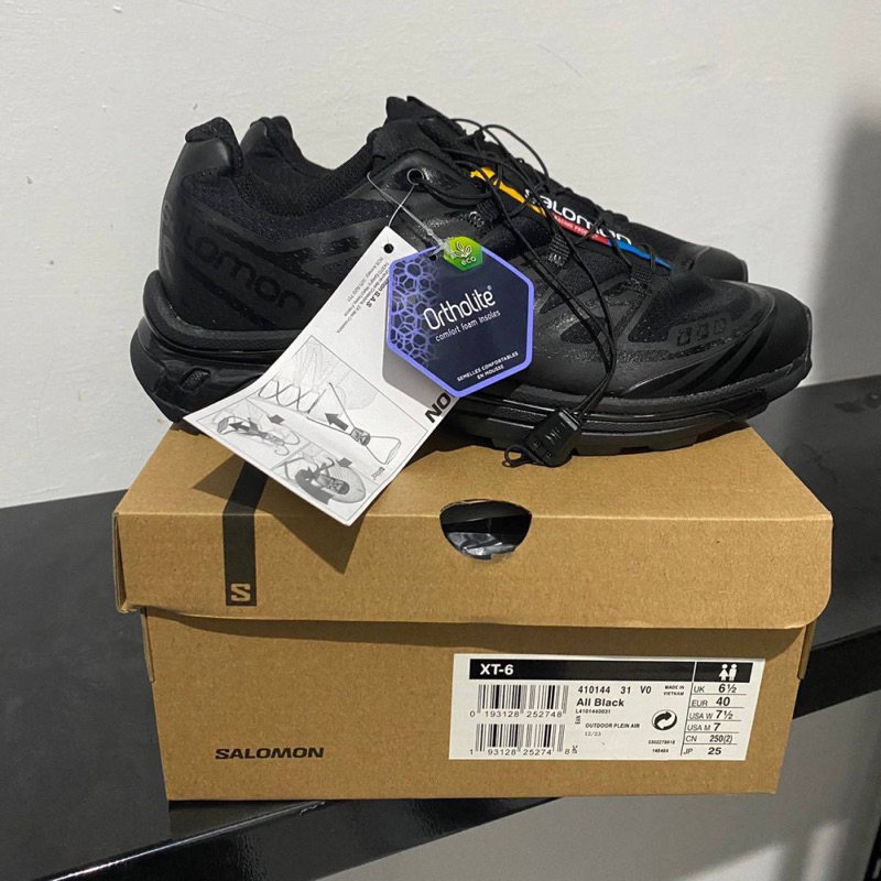 Sepatu Salomon XT-6 Triple Black