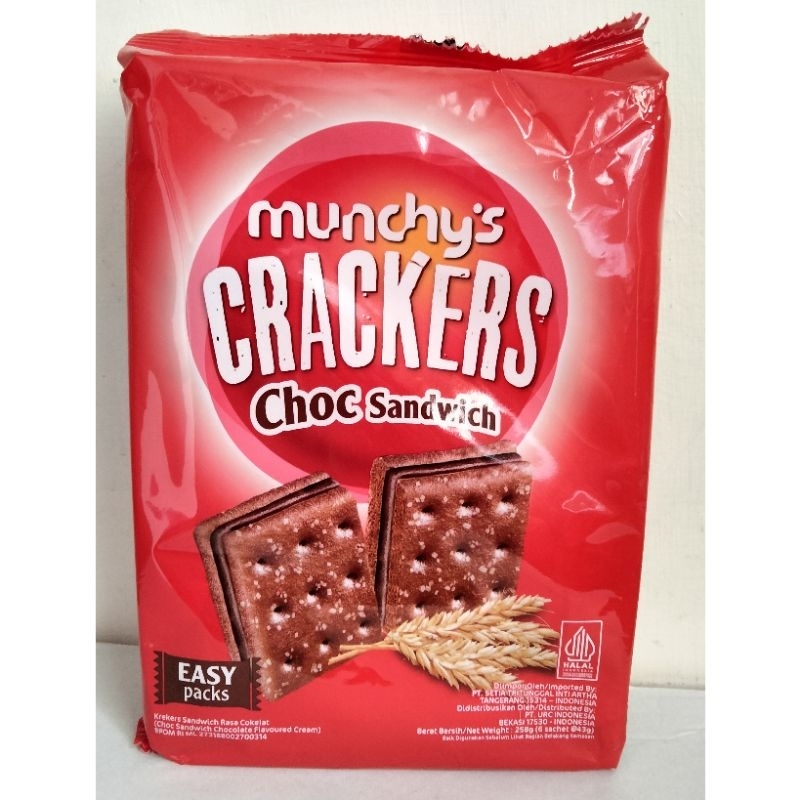 

Munchy's Crackers Choc Sandwich / Biskuit Cream Cokelat / Biscuit Chocolate / Biskuit Malaysia / Kue Malaysia