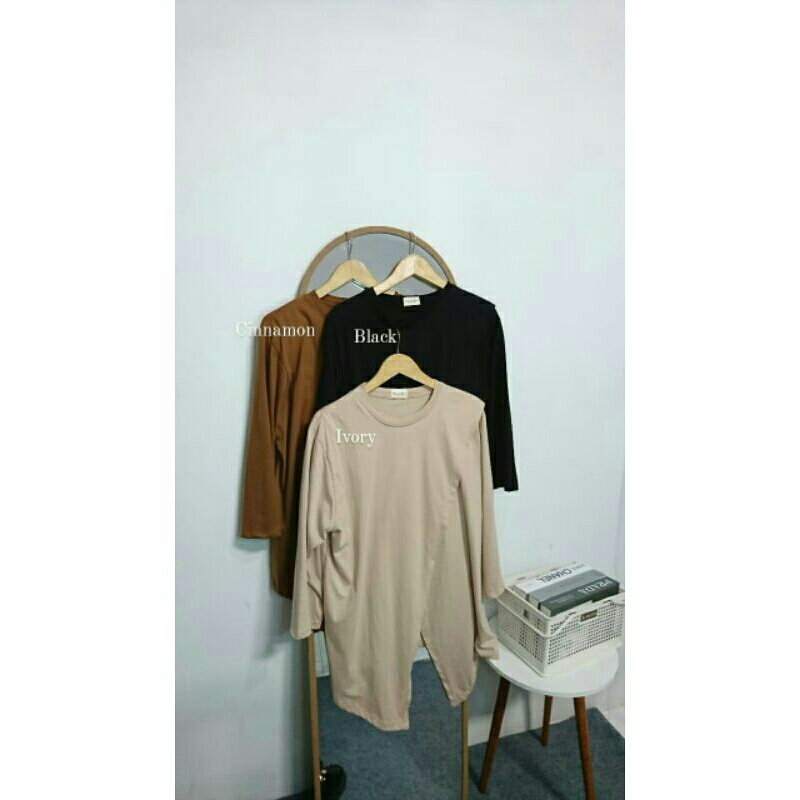 Top Kaos Cotton Combed /kaos Oversize Asimetris