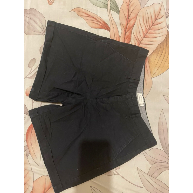 celana pendek Giordano