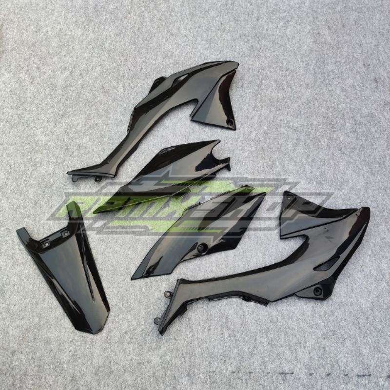 Body set klx 150 bf Sayap tangki klx 150 bf Sayap jok klx 150 bf Spakbor belakang klx 150 bf