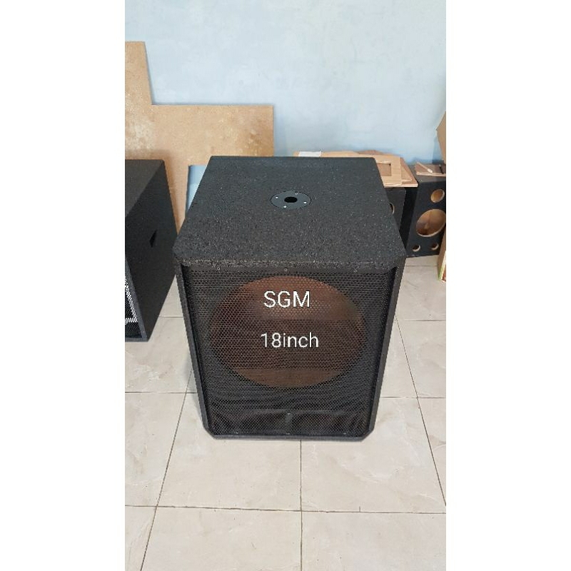 BOX SUBWOOFER 18 INCH MINISCOOP JUMBO LUBANG STAND