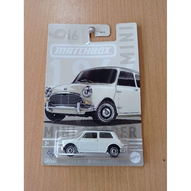 Matchbox Austin Mini Cooper - 1964 Putih