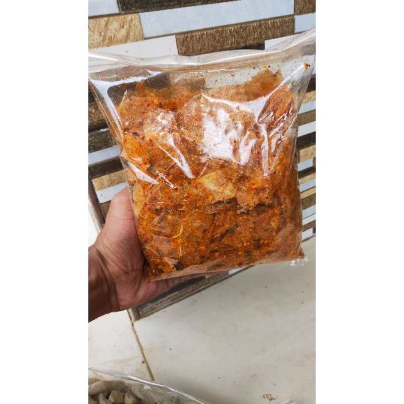 

500 gram Keripik kaca /kripca pedas daun jeruk Makassar