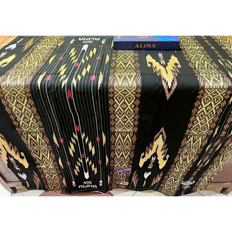 Sarung Alima