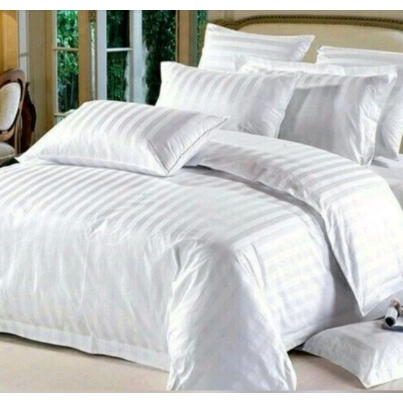 BIG SALE Sprei hotel sprei garis 200x200x35