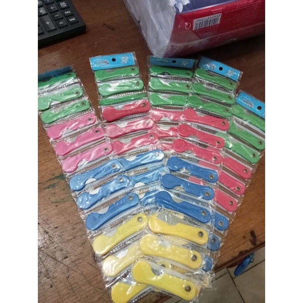 

Pisau lipat kecil ( 1Lusin / 12 Pcs )-Pisau Lipat / Pisau Lipat Tajam / Pisau Lipat Murah / Pisau / Pisau / Cutter Mini