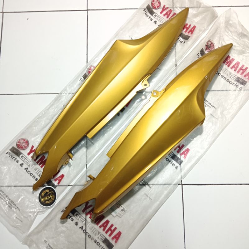 Cover koper body bodi belakang kiri kanan ori yamaha mio smile gold emas kode PB asli original ygp