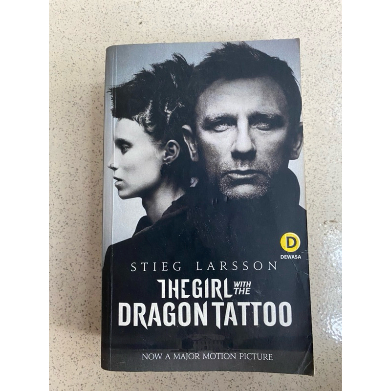 Steig Larson THE GIRL with the DRAGON TATTOO