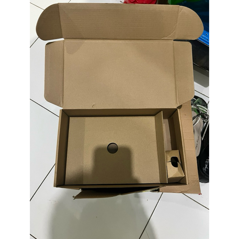 

ekstra packing box