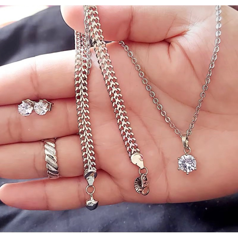 SET PERHIASAN WANITA TITANIUM KELABANG SILVER MATA SATU