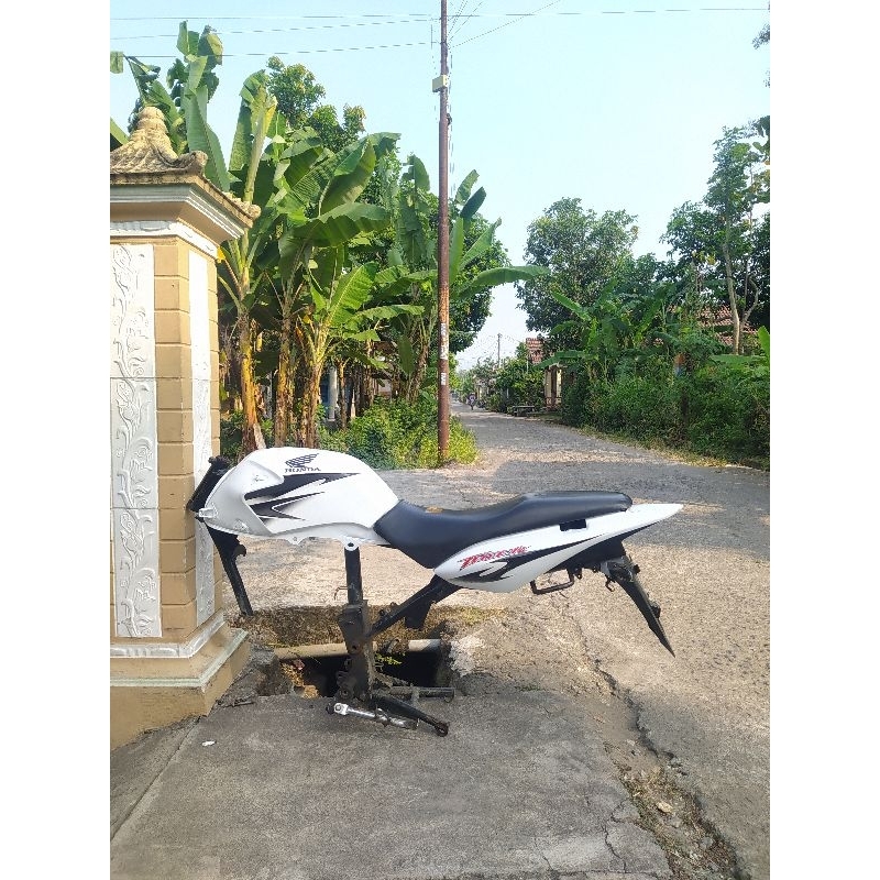 BODY RANGKA TIGER REVO TIREV FULL SET SIAP PAKAI REPAINT ULANG BARU