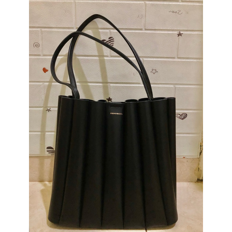 Preloved tas urban n co bag pierz (totebag)