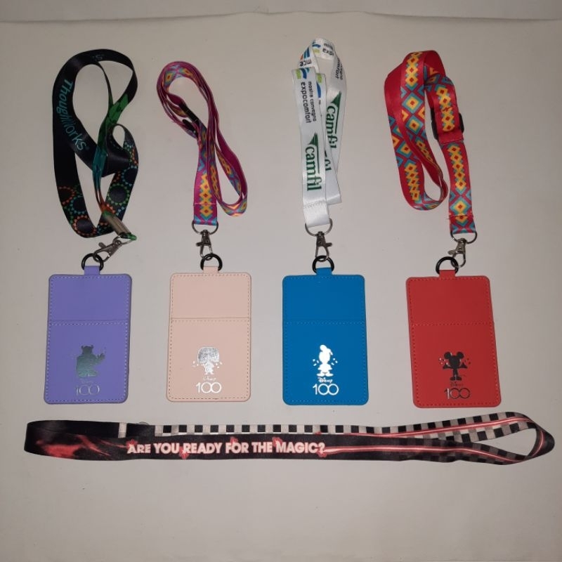 

Name Tag/ Lanyard Id Card Disney (4 pcs)