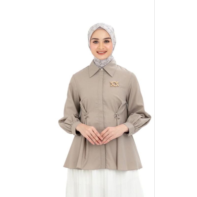 preloved camille blouse by wearing klamby