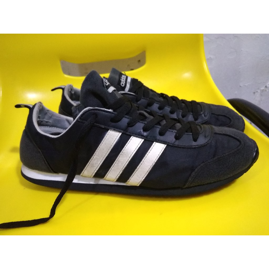 ADIDAS VS JOG men's Sneaker Shoes AQ1352 Authentic With Tag
