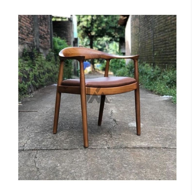 Kursi Cafe Minimalis Kayu Jati Dudukan Jok Kain Oscar