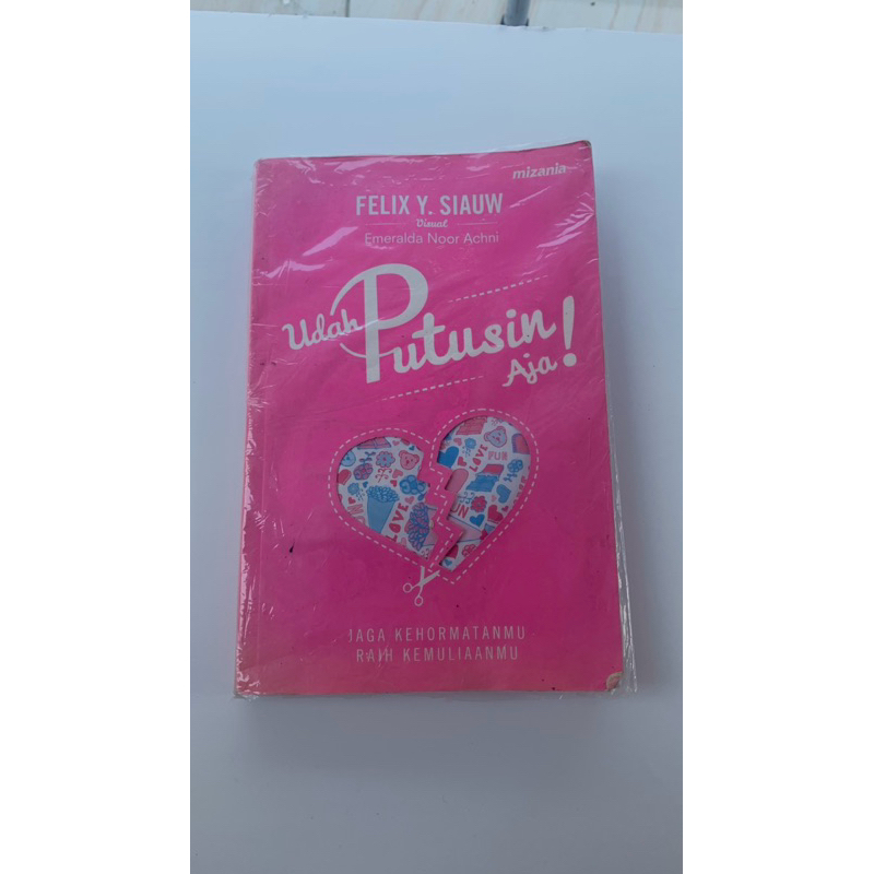 Preloved Koleksi Buku Pribadi - Udah Putusin Aja