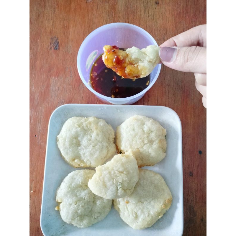 

Rujak Cireng special Mama jesslyn isi 12 biji Tangerang kualitas nomor 1 original 100% Halal gratis ongkir