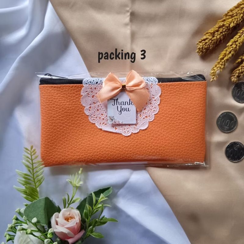 SOUVENIR PERNIKAHAN POUCH VINYL / KULIT SINTETIS