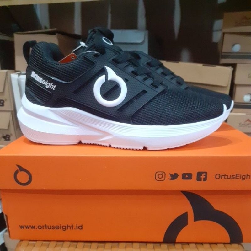 sepatu ortus running, sekolah, jalan jalan