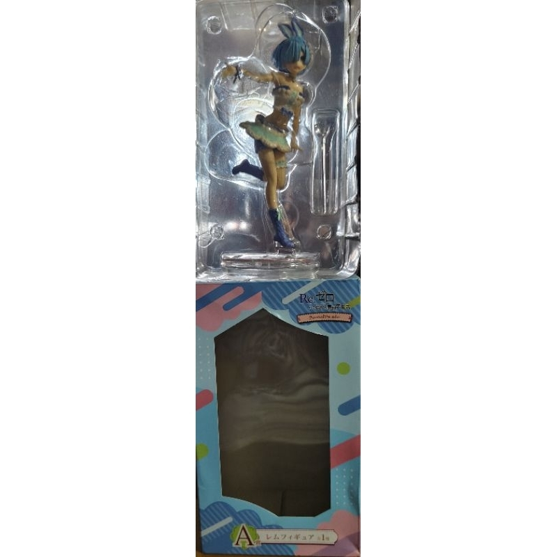 action figure re zero kara rem dan ram rabbit set isi 2