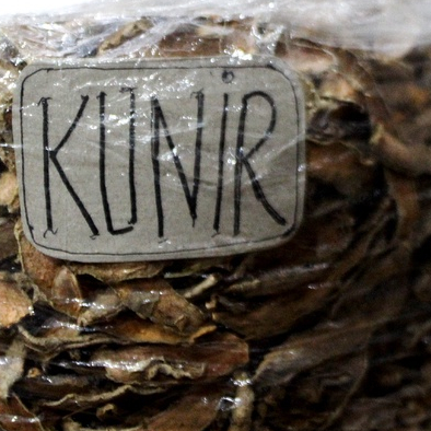 

TERBAIK JAMU KUNYIT/KUNIR KERING 250 GRAM