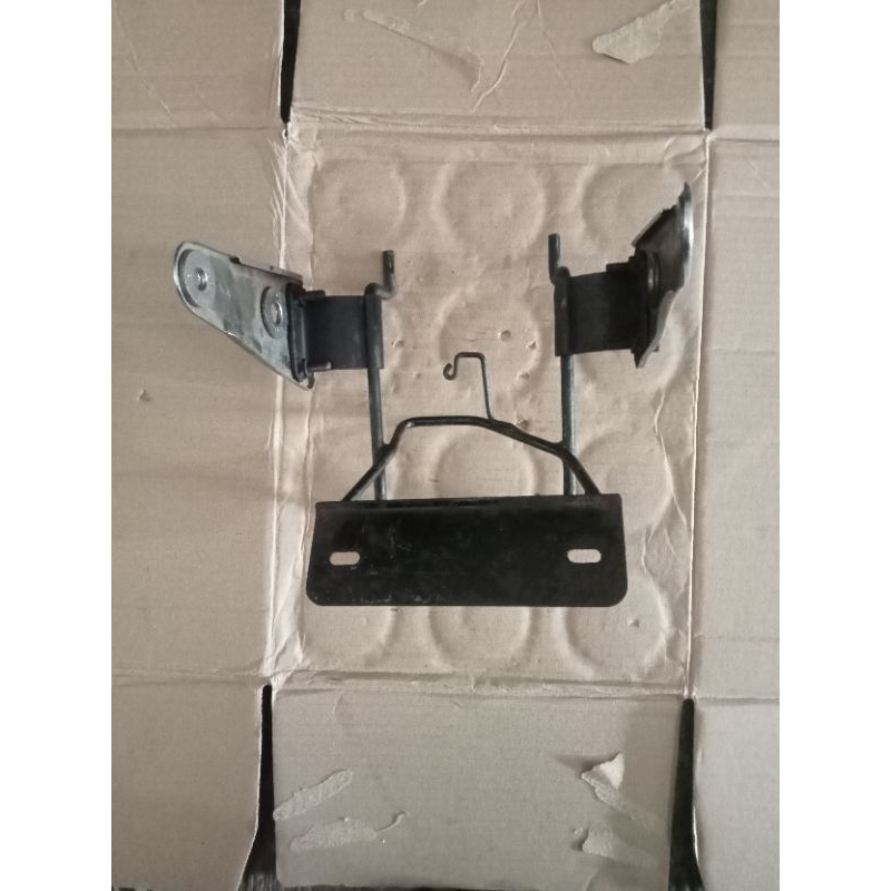 bracket lampu Megapro Primus original second
