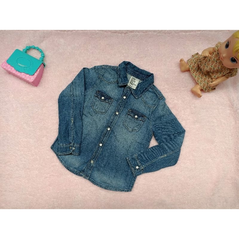 PRELOVED BAJU DENIM JEANS ANAK PEREMPUAN MERK LEVIS/ BAJU DENIM MURAH