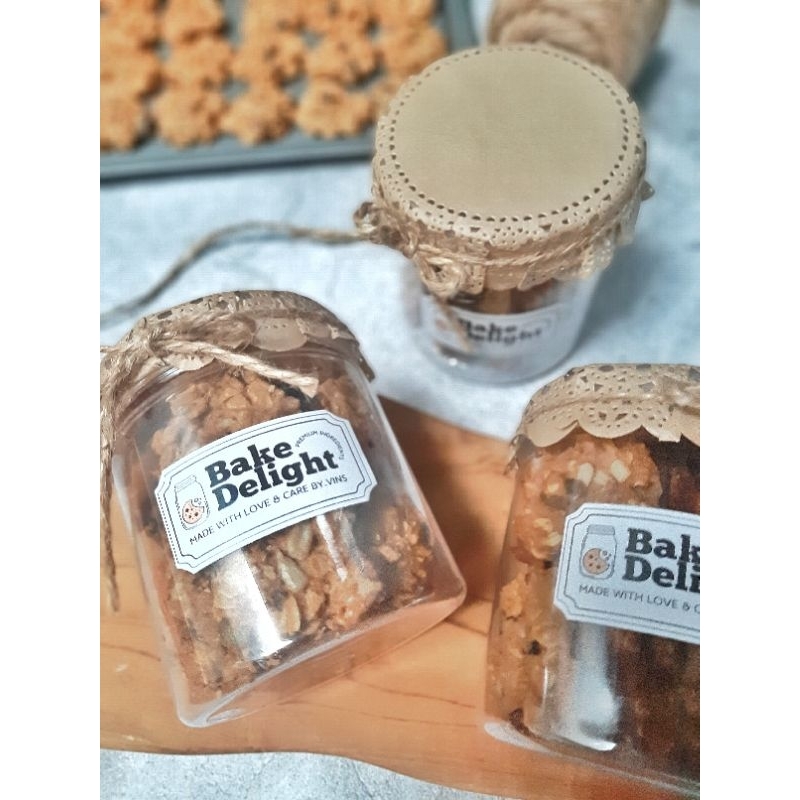 

Bake Delight | Crunchy Oatmeal Cookies | Premium Cookies by.Vin's | Mix Nut