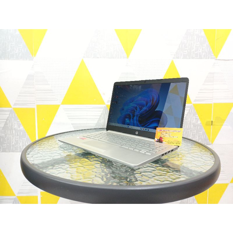 LAPTOP HP 14S-DK0073AU  SECOND SIAP PAKAI