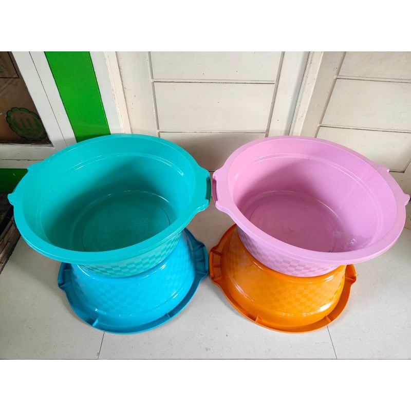 Bak Air Plastik Warna Pastel Serbaguna untuk Mandi, Cuci, dan Toilet Ukuran 28