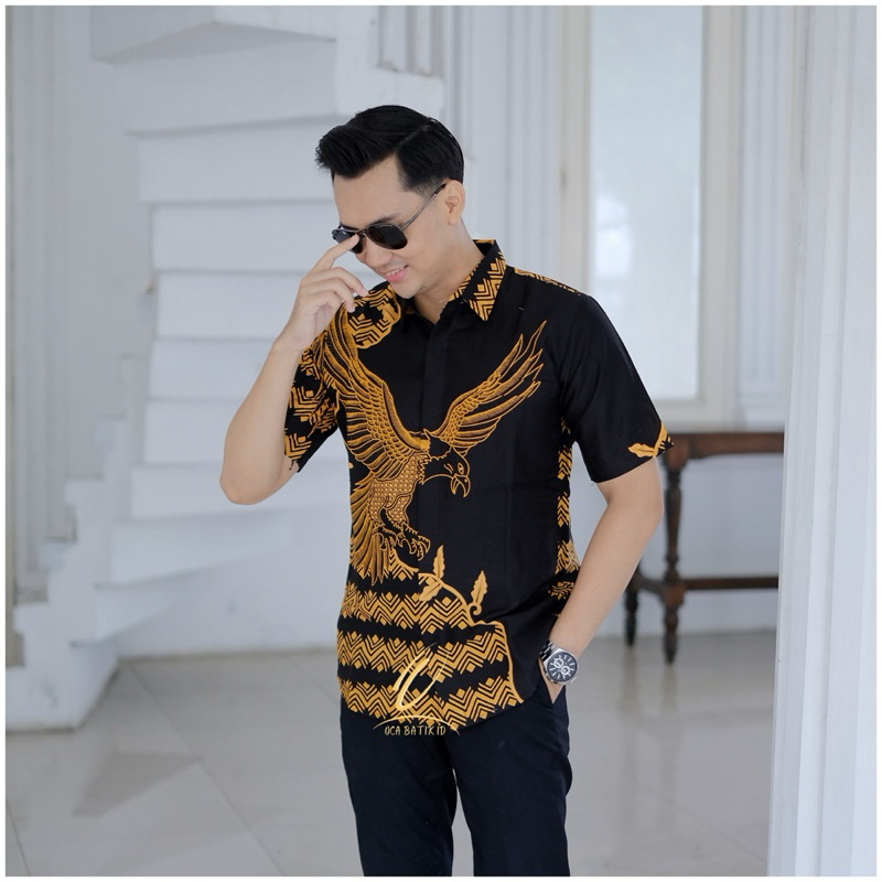 Kemeja batik original slimfit Motif Elang Emas lengan pendek bahan katun terbaru kaum millenial