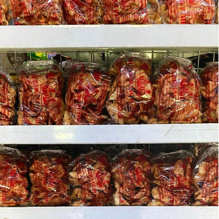 

KRUPUK BAWANG/KRIPIK BAWANG PANGSIT 200G