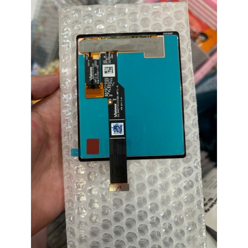 LCD LG WING 5G small (bagian dalam)