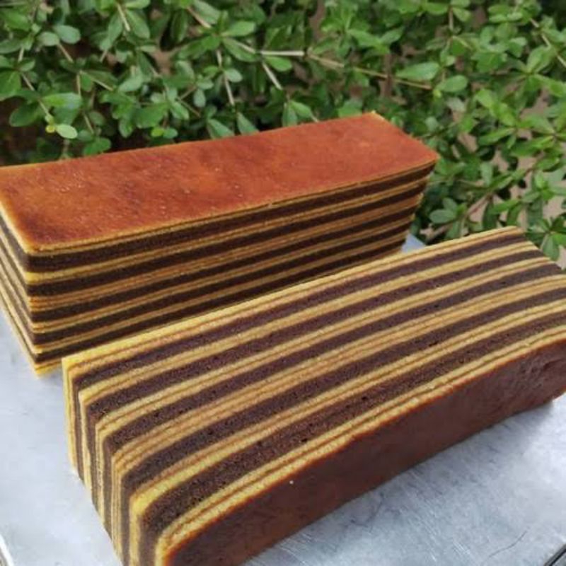 

Kue Lapis Legit Rasa Cokelat 17×17 800gram