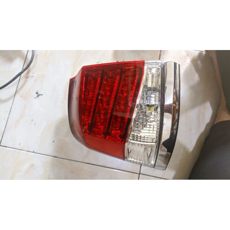 Stoplamp Lampu Belakang Toyota Lexus LX570 LX 570 2011 2012 2013 2014 2015 Original