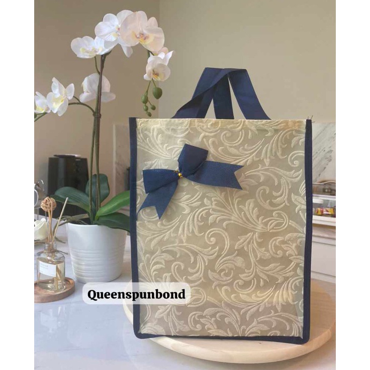

HARGA LUSIN 12 BIJI TAS HAJATAN NASI EMBOS KOMBINASI SIZE 22x22x3