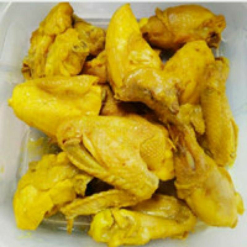 

AYAM UNGKEP BUMBU KUNING 1 ekor kurleb 1kg