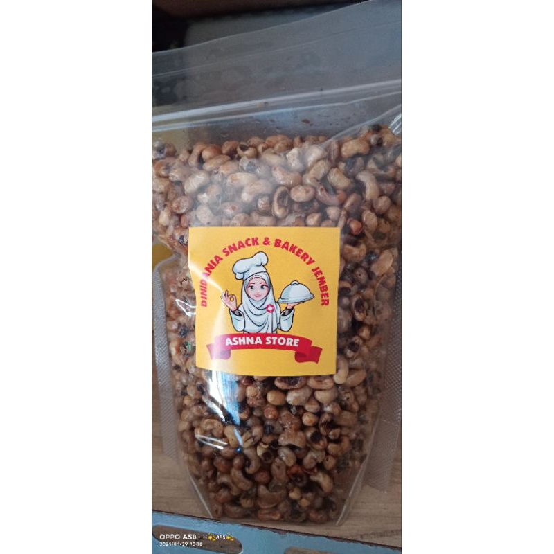 

KACANG OTOK PEDAS MANIS KHAS MADURA