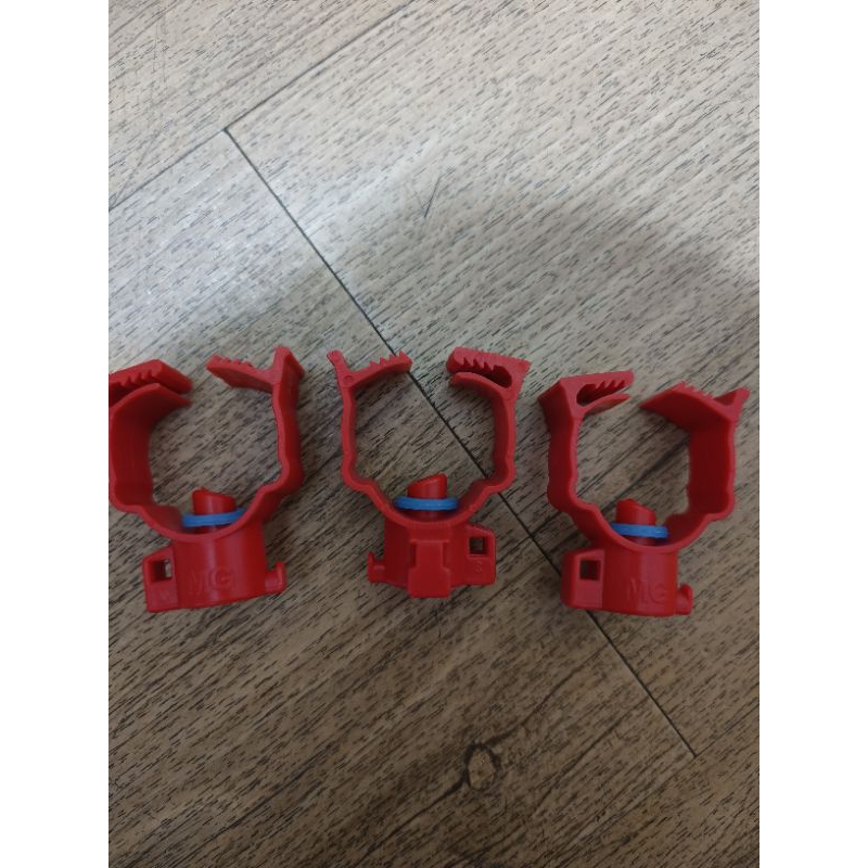 sabuk nepel ayam/ atasan saja warna merah tanpa nepel