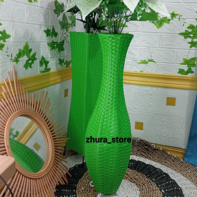 GUCI ROTAN SINTETIS 70CM HIJAU(POT BUNGA SUDUT)
