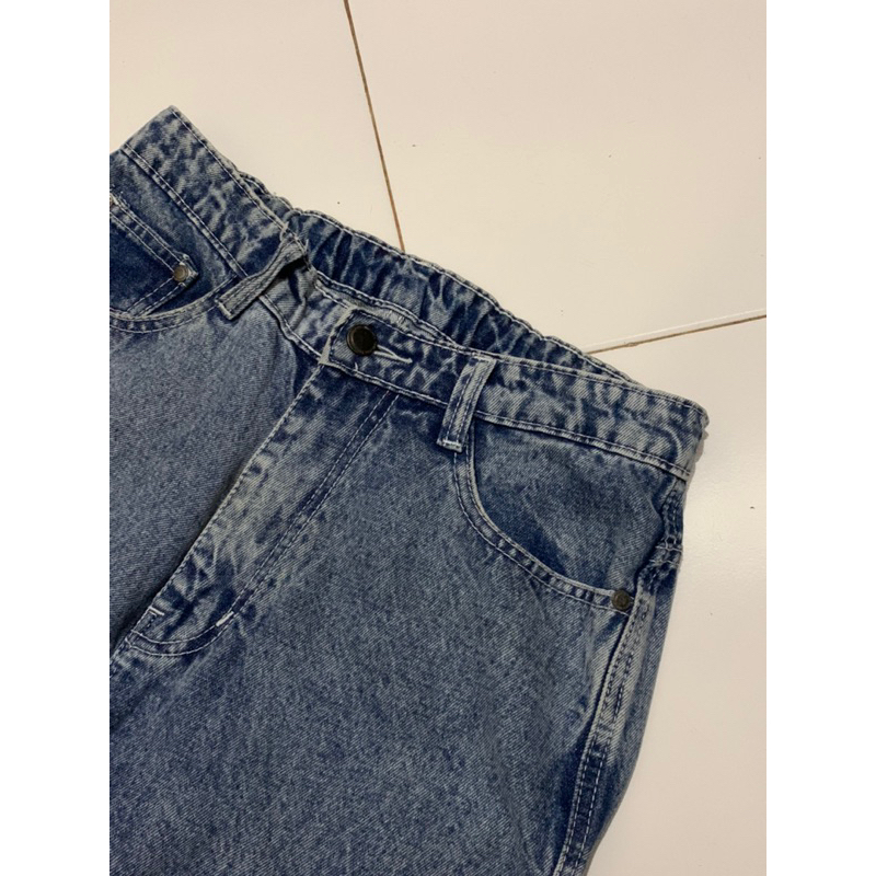 [preloved] Celana Jeans Highwaist by Jiniso (jika masih bisa d co bearti masih tersedia jangan berta