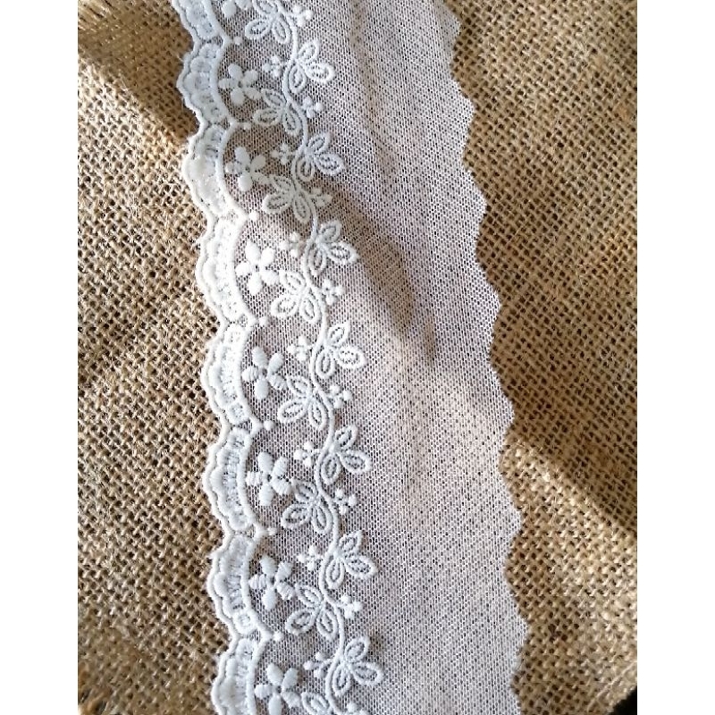 renda bordir tile pinggiran lebar 6.5 cm (harga per setengah meter)