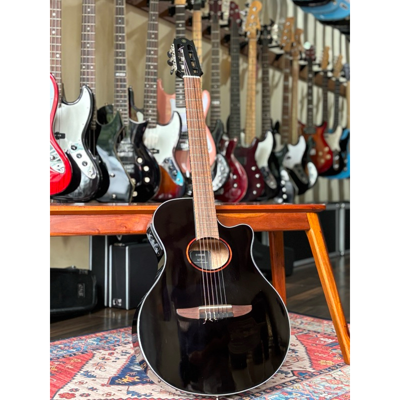 Gitar Klasik/Nylon Yamaha NTX 1 Black Original Second