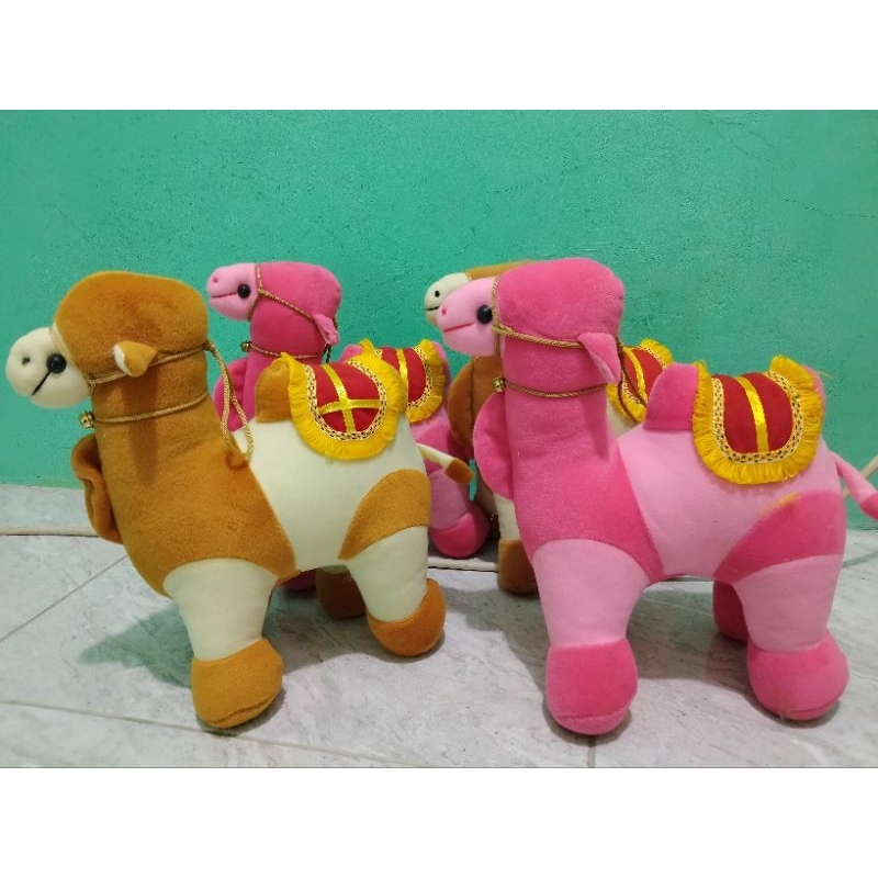 Boneka Unta manasik mainan size L