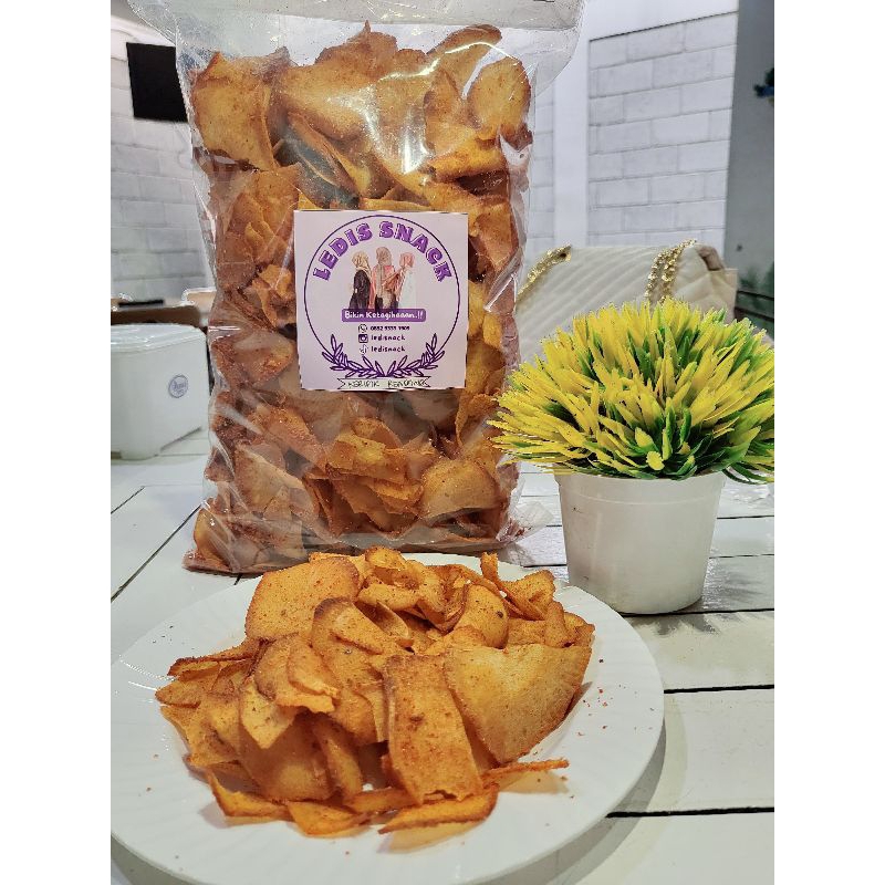 

Keripik Pedas Rendang