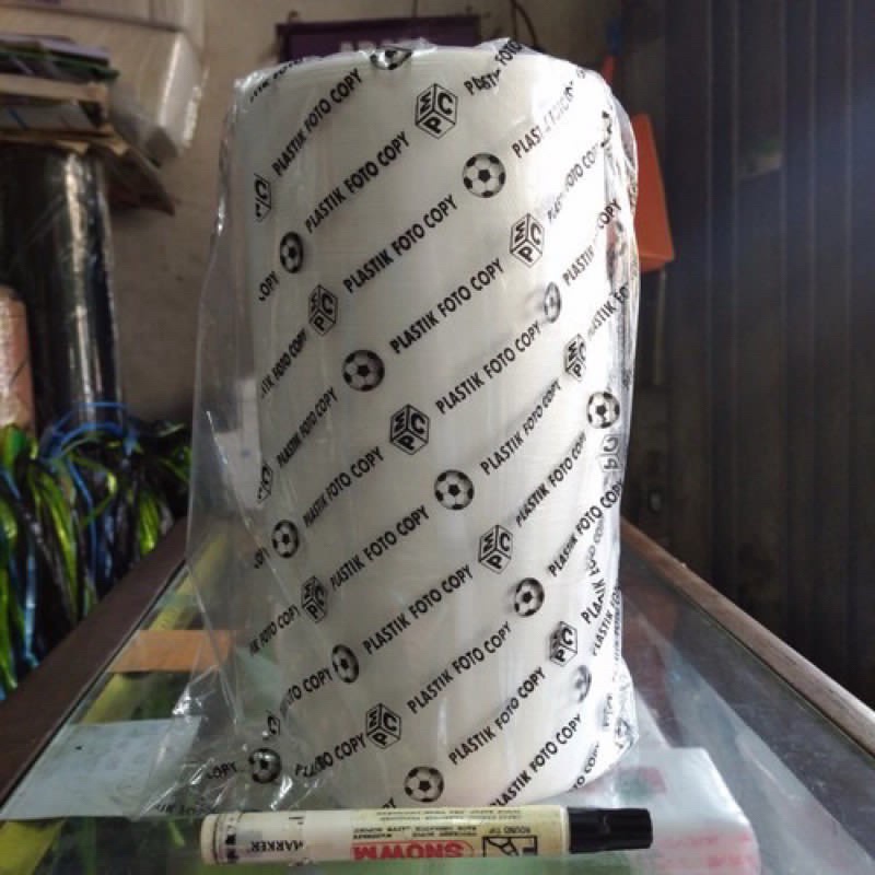 

Plastik Fotocopy Print Ukuran F4 TIPIS Isi 50 Lembar MERK BOLA