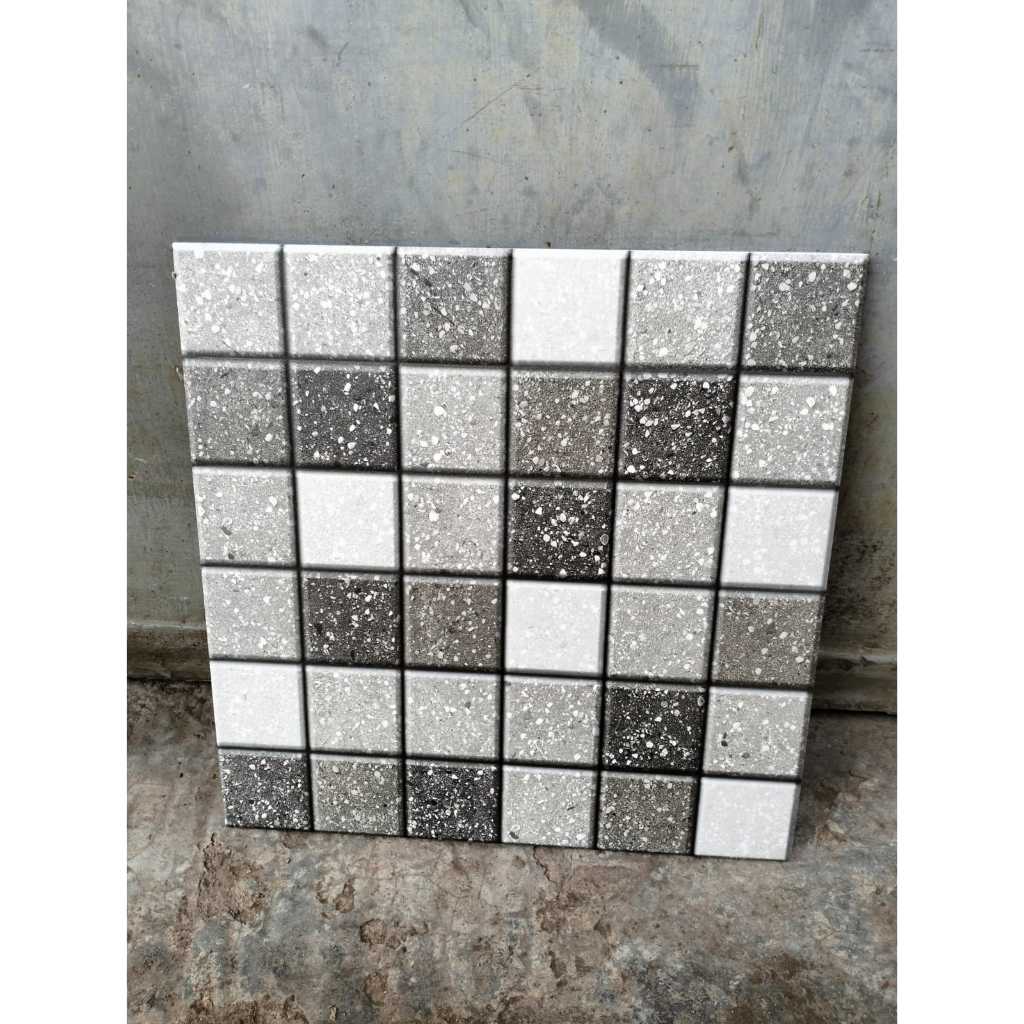 Keramik Zagros Grey 40x40 - Kasar