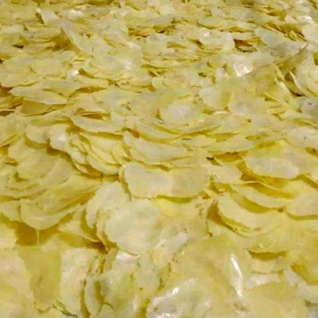 

Emping Melinjo Mentah Ukuran 1kg / 500g Asli Khas Banten Ujung Kulon